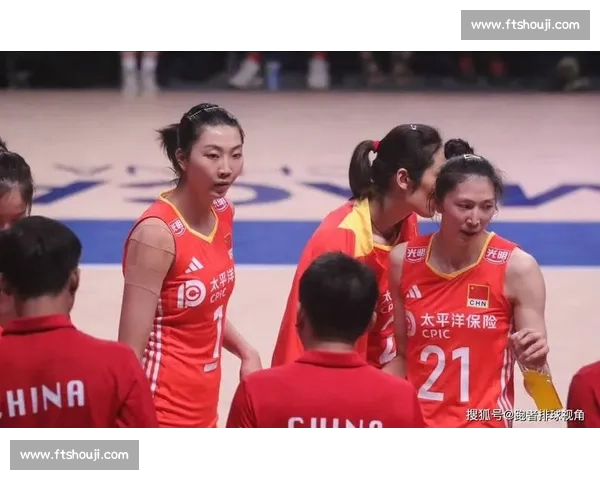 中国女排17号比赛全程回顾 力挫对手展现巅峰实力 助力晋级下一轮